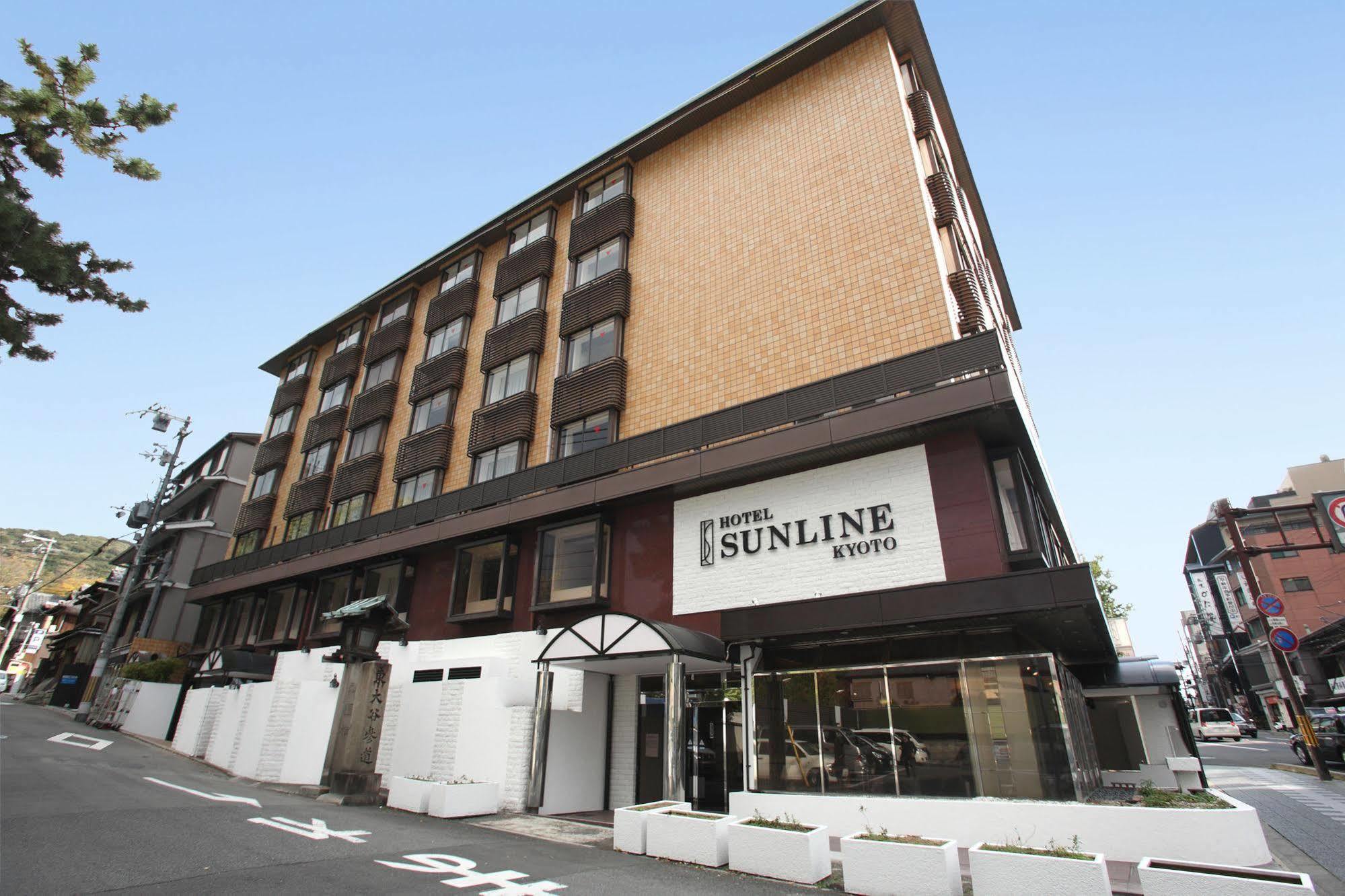 Hotel Sunline Kyoto Gion Shijo Екстер'єр фото
