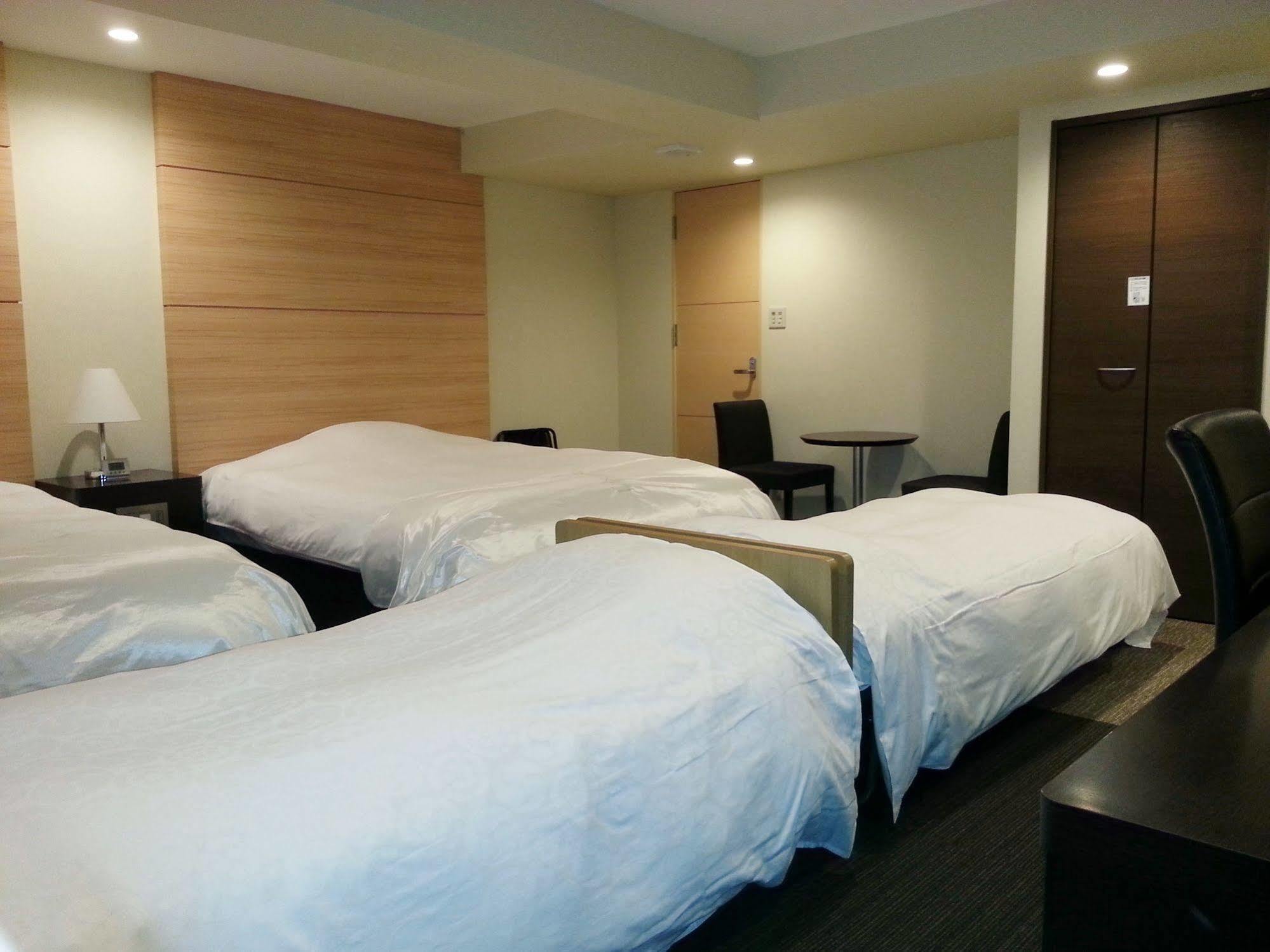 Hotel Sunline Kyoto Gion Shijo Екстер'єр фото