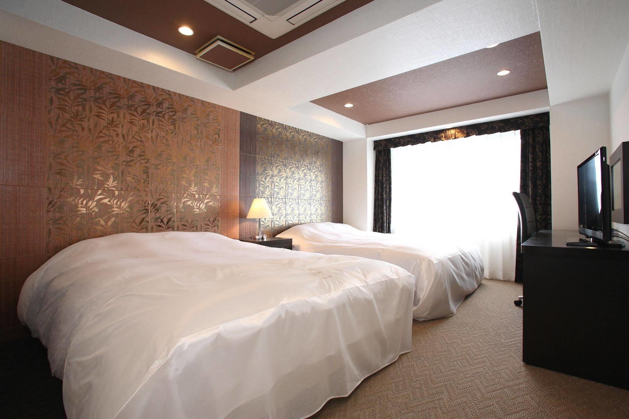Hotel Sunline Kyoto Gion Shijo Екстер'єр фото